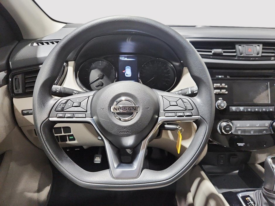 2018 Nissan Qashqai S-11