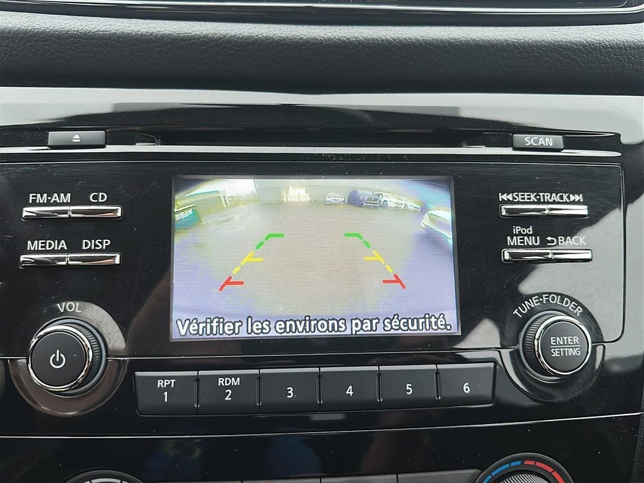 Nissan Qashqai S 2018-15