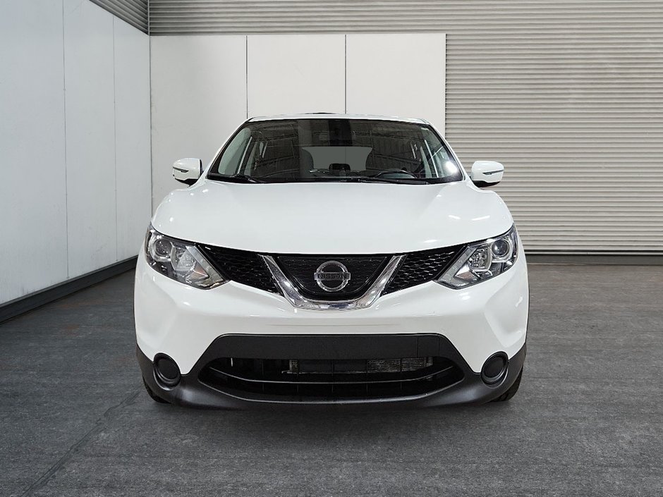 2019 Nissan Qashqai S-1