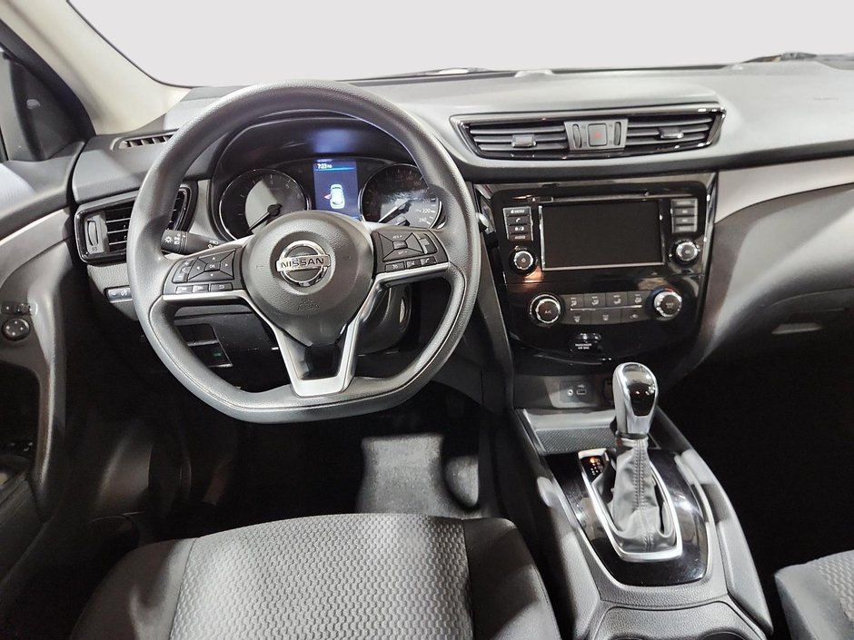 2019 Nissan Qashqai S-9