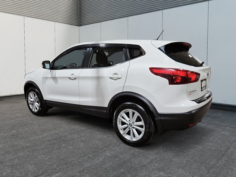 2019 Nissan Qashqai S-3