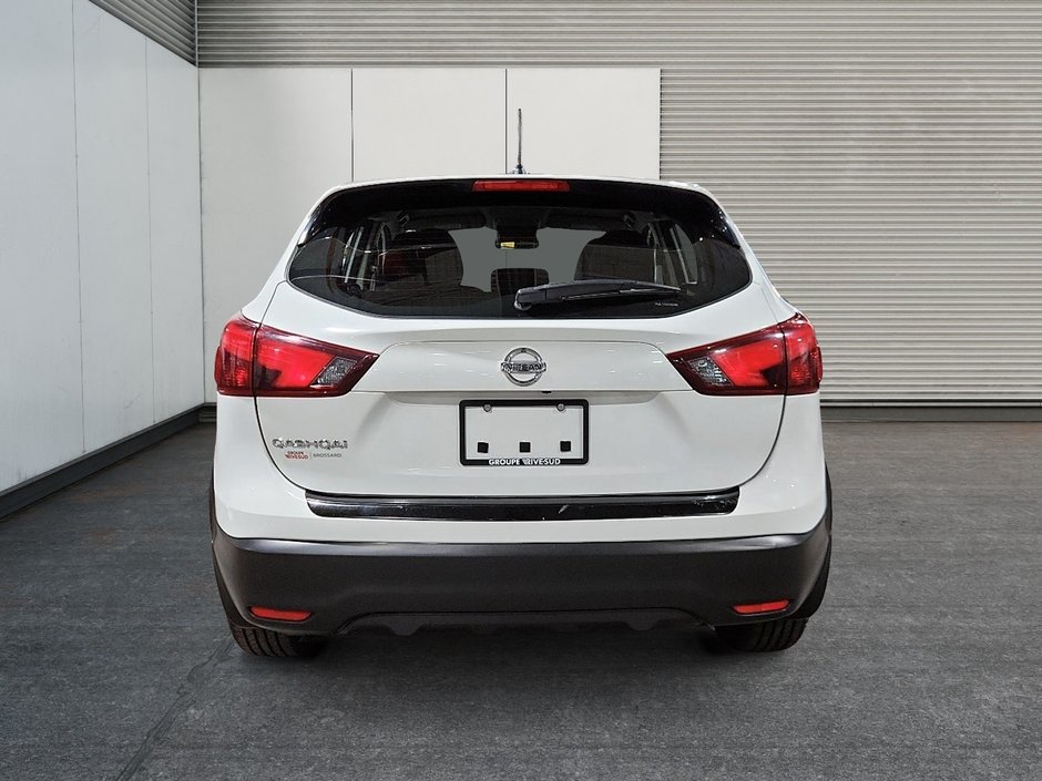 2019 Nissan Qashqai S-2