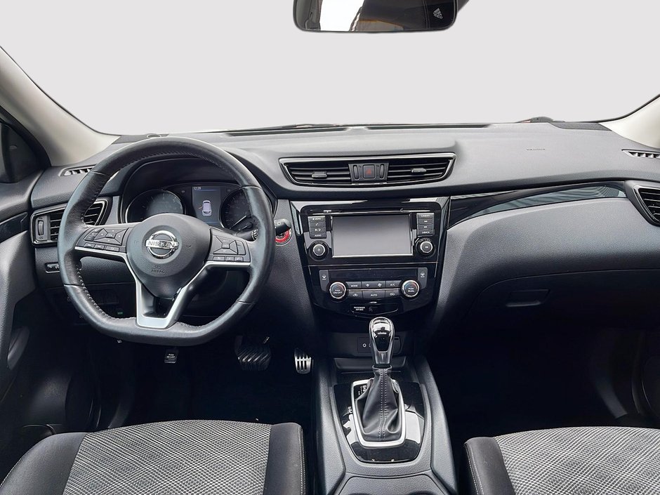 Nissan Qashqai SV 2019-9