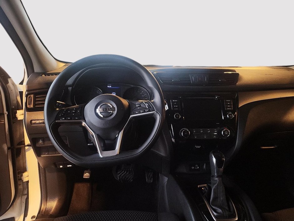 2019 Nissan Qashqai S-9