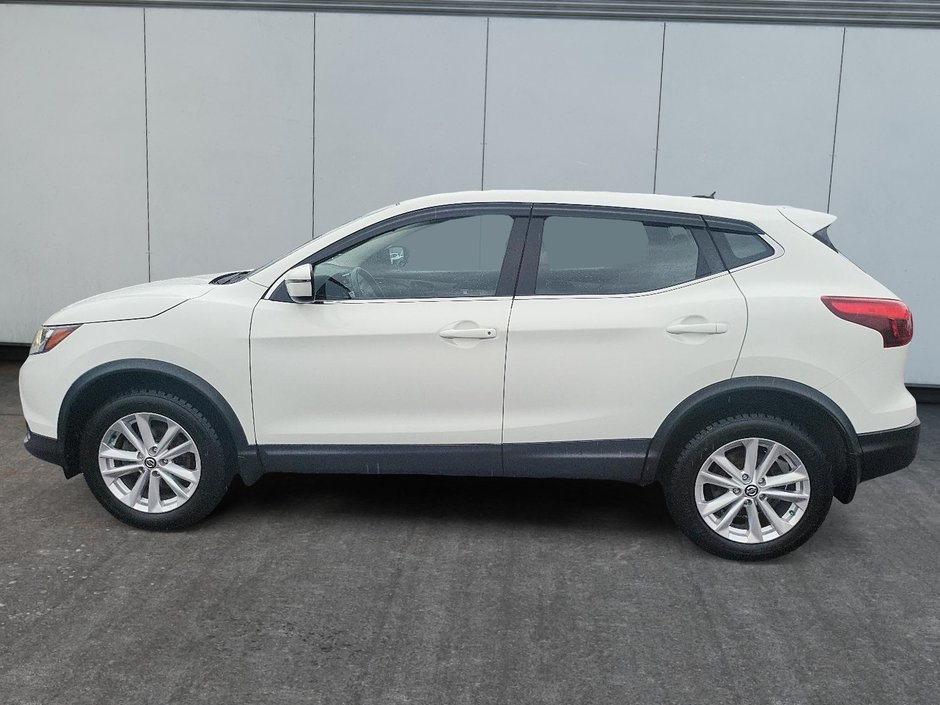 2019 Nissan Qashqai S-4