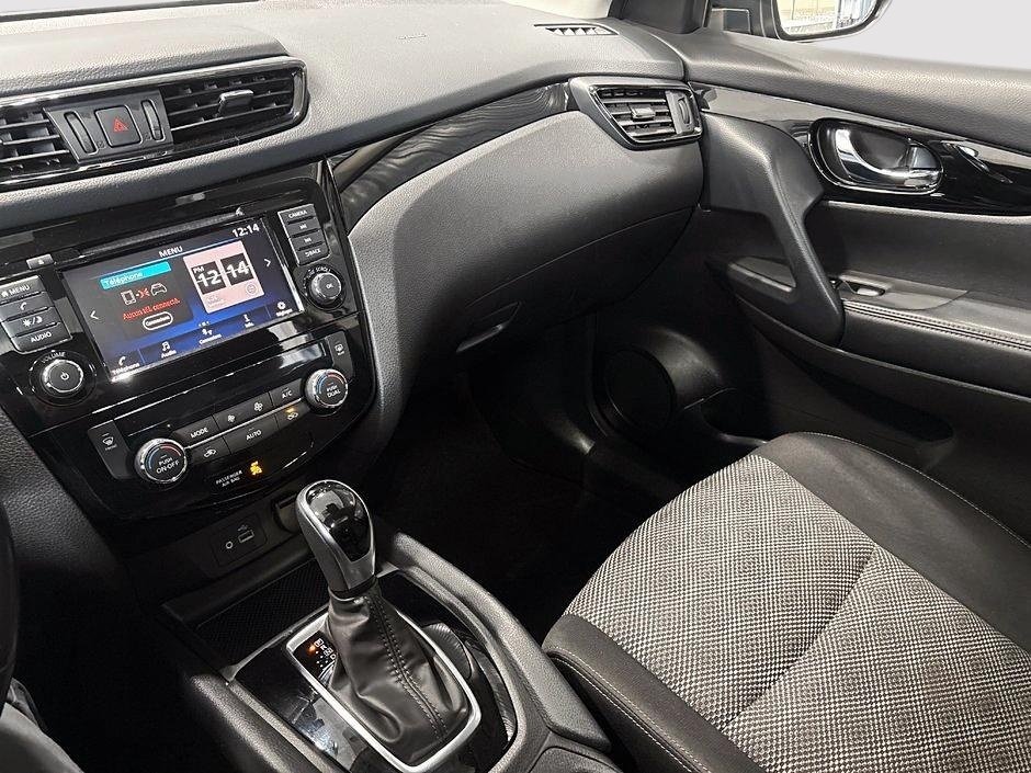 Nissan Qashqai SV FWD 2020-9