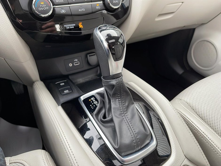 2020 Nissan Qashqai SL-14