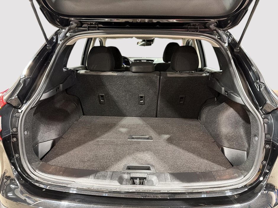 2020 Nissan Qashqai SV-5