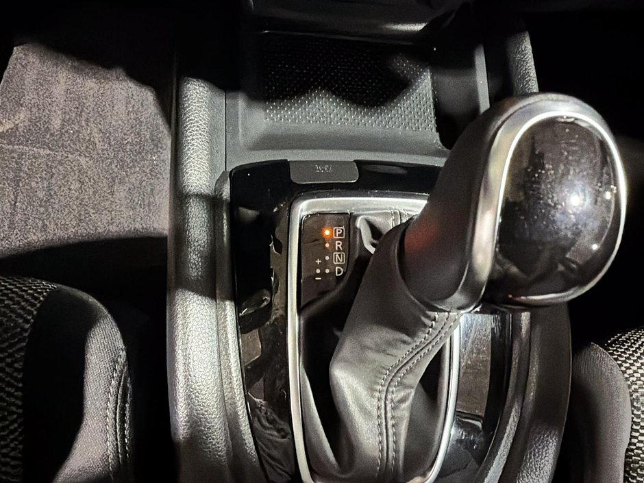 2020 Nissan Qashqai SV-14