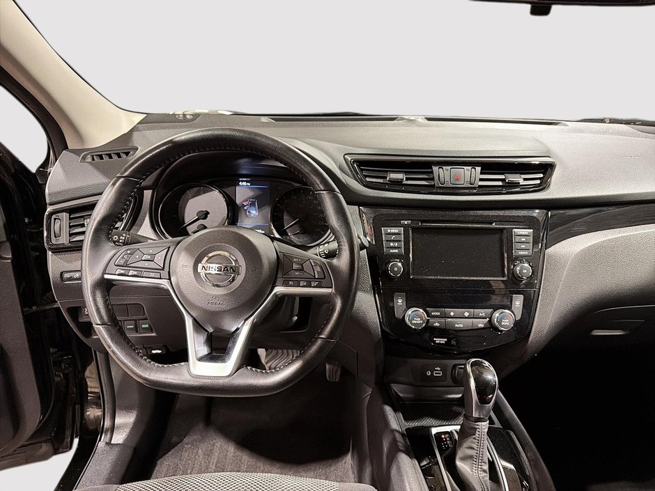 2020 Nissan Qashqai SV-9