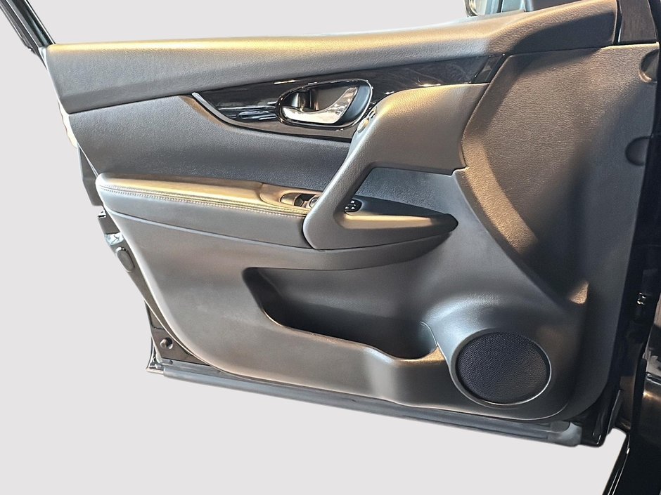 2021 Nissan Qashqai SV AWD-10