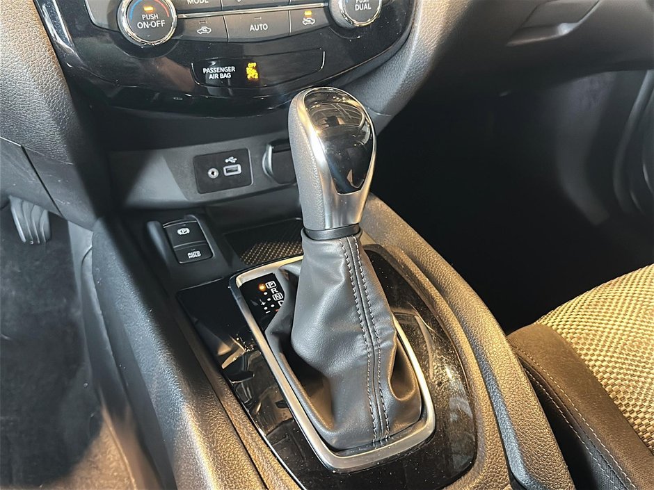 2021 Nissan Qashqai SV AWD-14