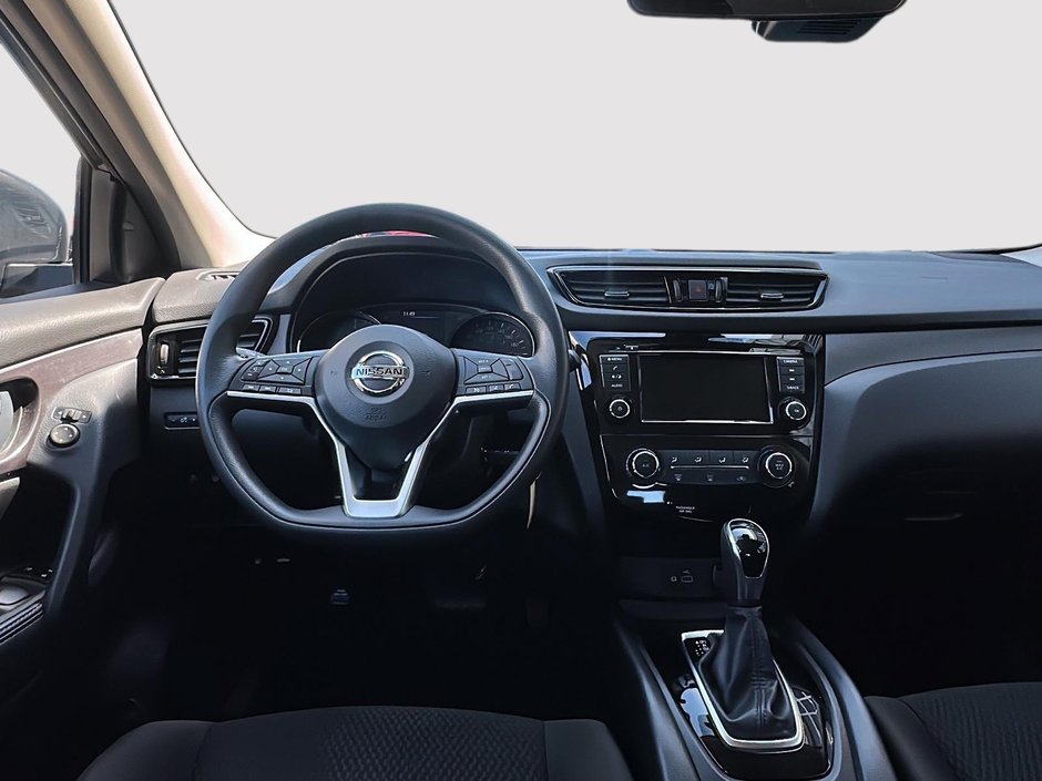 2021 Nissan Qashqai S-9