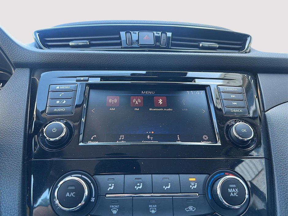 2021 Nissan Qashqai S-16