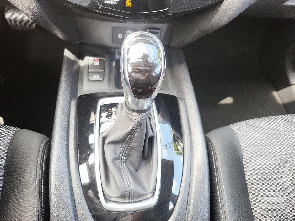 2021 Nissan Qashqai SV AWD-14