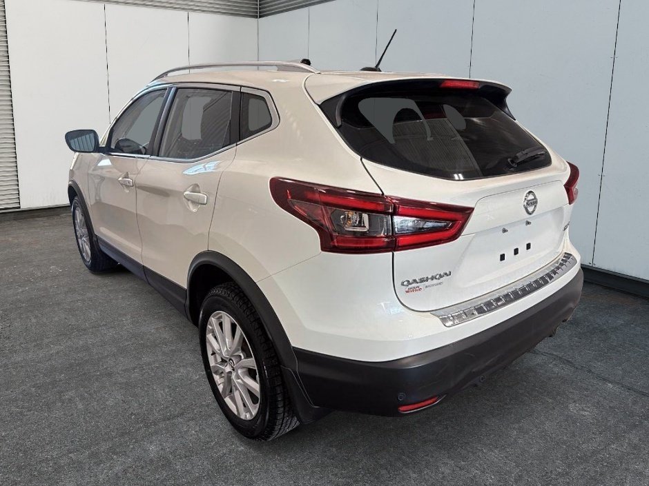Nissan Qashqai SV AWD 2022-3