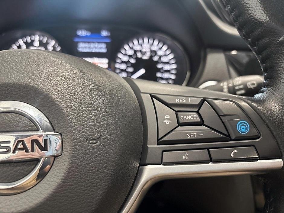 Nissan Qashqai SV AWD 2022-16