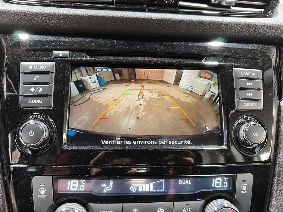 2022 Nissan Qashqai SV-17