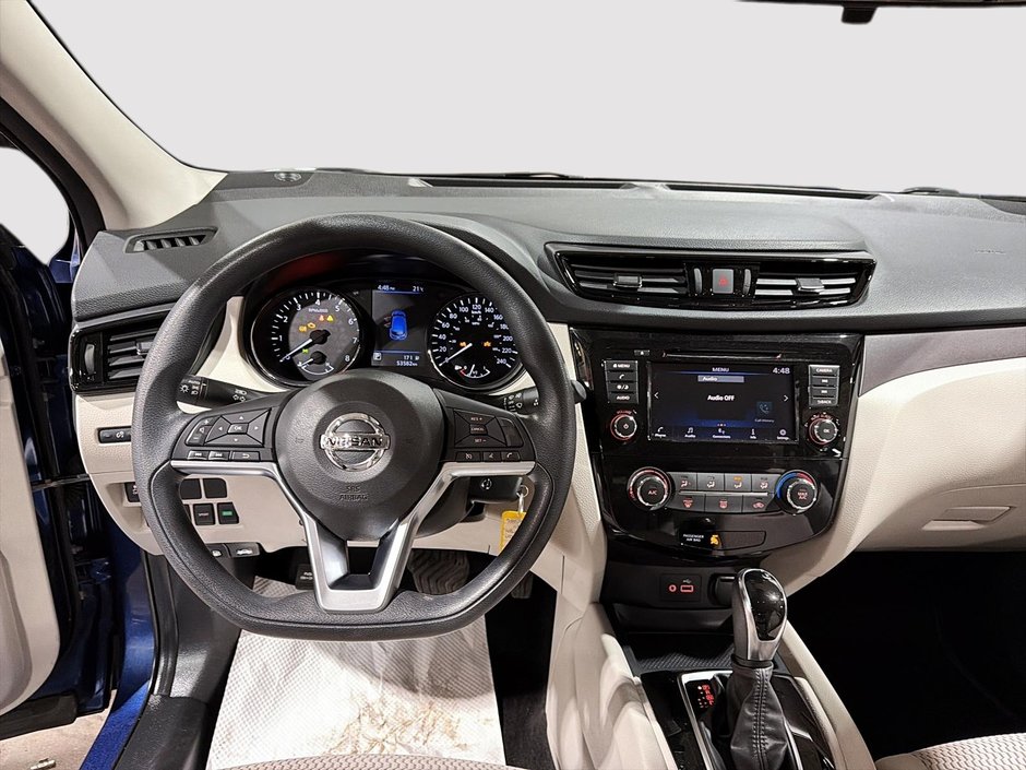 2022 Nissan Qashqai S-9