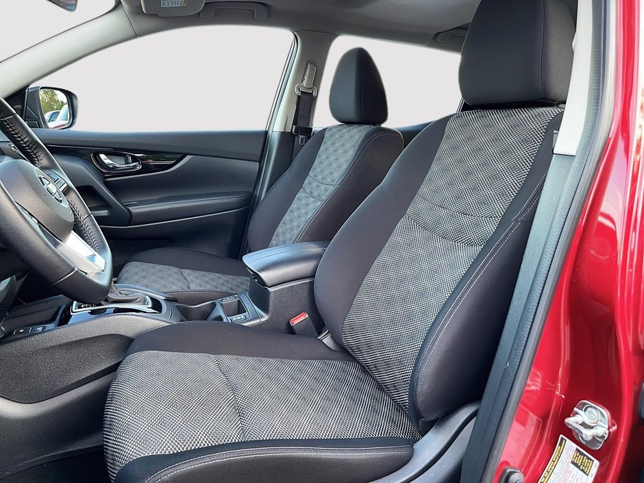 2023 Nissan Qashqai SV-8