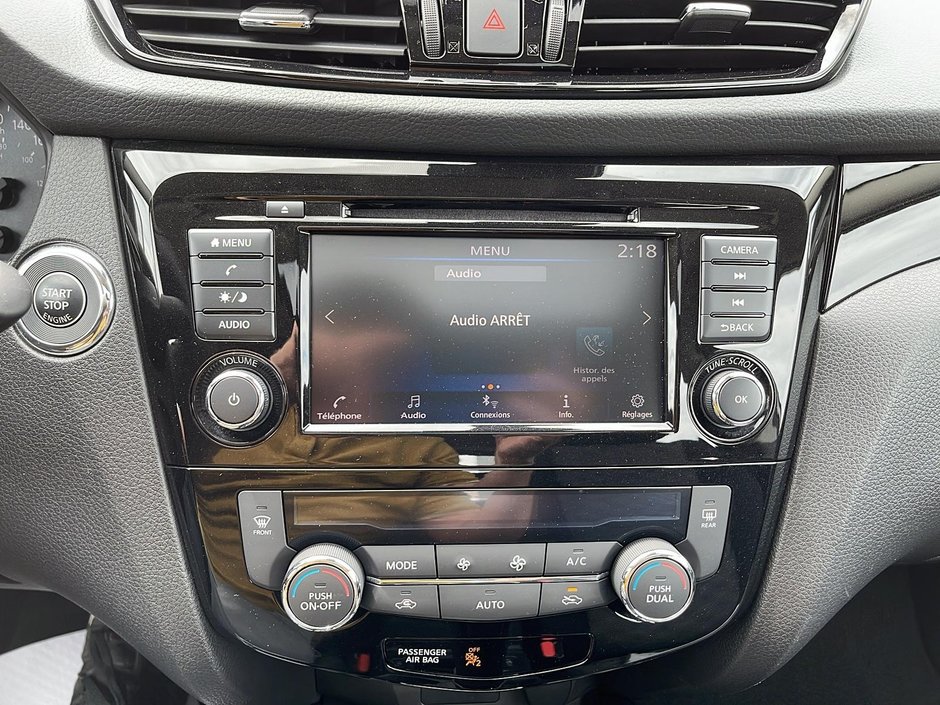 2023 Nissan Qashqai SV-18