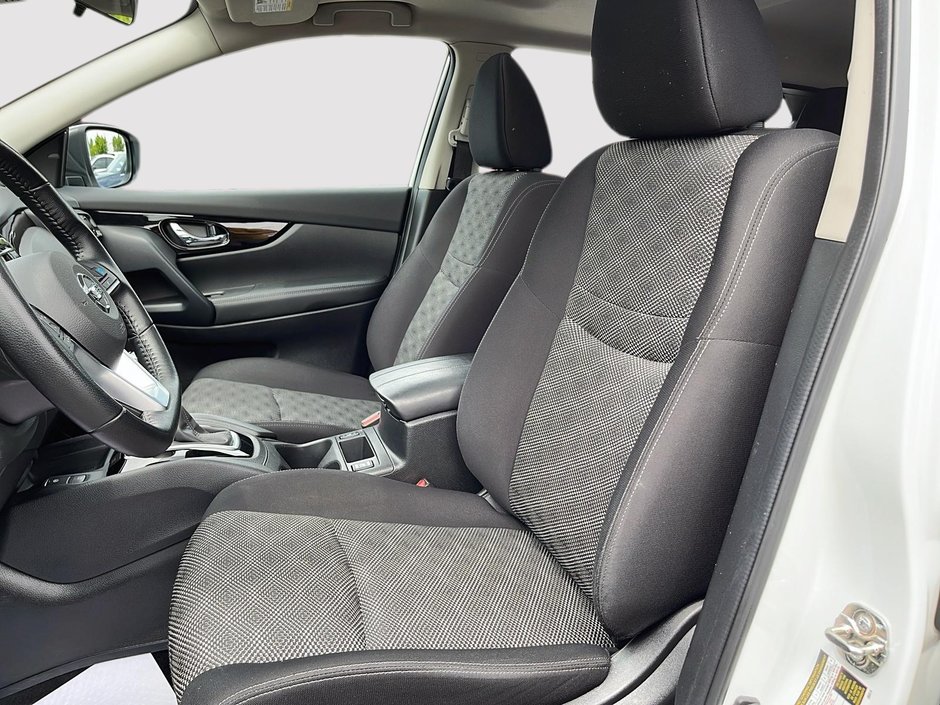 2023 Nissan Qashqai SV-8