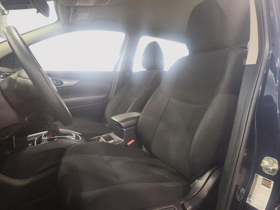 2023 Nissan Qashqai S-8