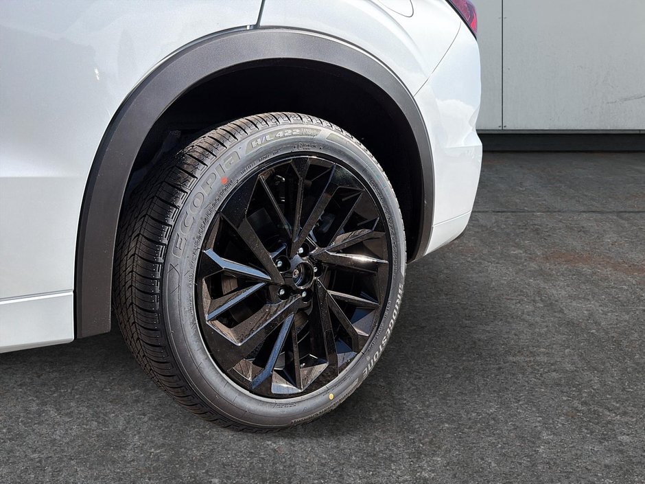 2026 Nissan Rogue Plug-In Hybrid Platinum-6