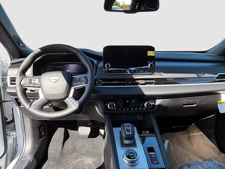 2026 Nissan Rogue Plug-In Hybrid Platinum-9