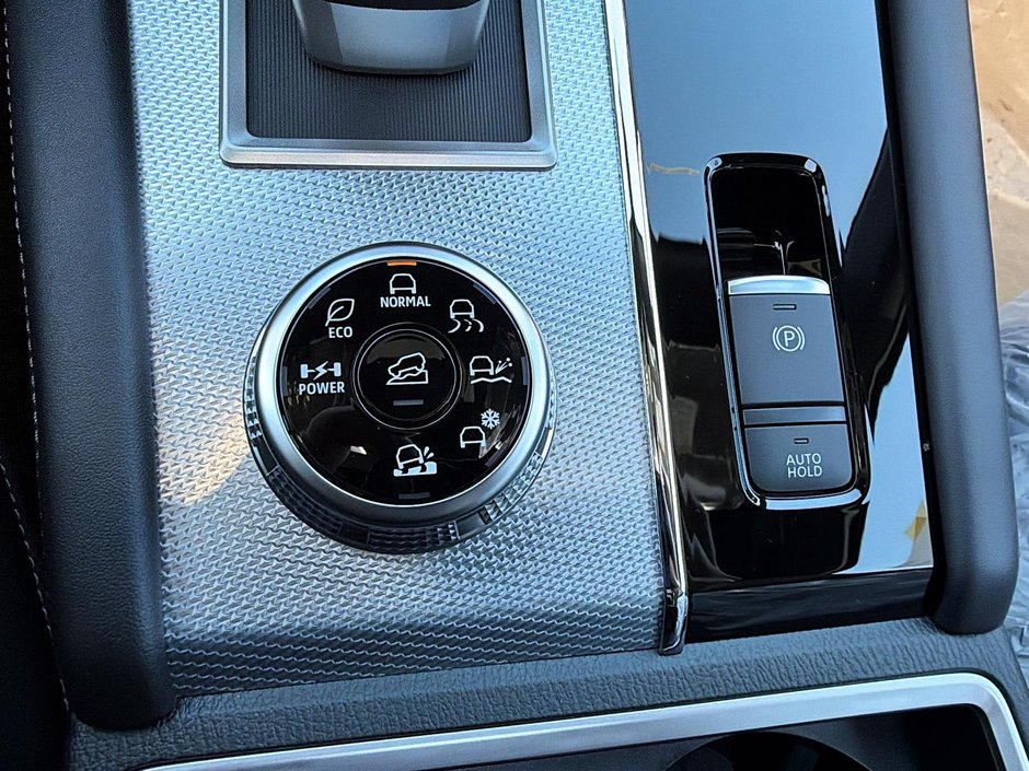 2026 Nissan Rogue Plug-In Hybrid Platinum-15