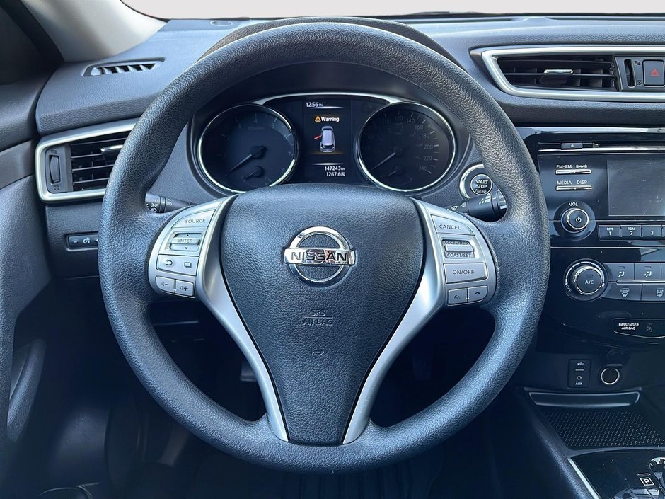Nissan Rogue SV 2015-11