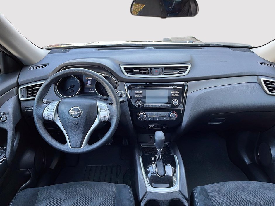 Nissan Rogue SV 2015-9