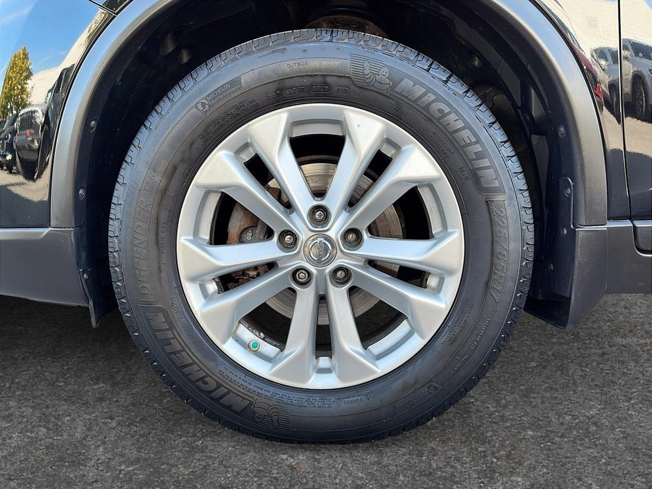 Nissan Rogue SV 2015-6