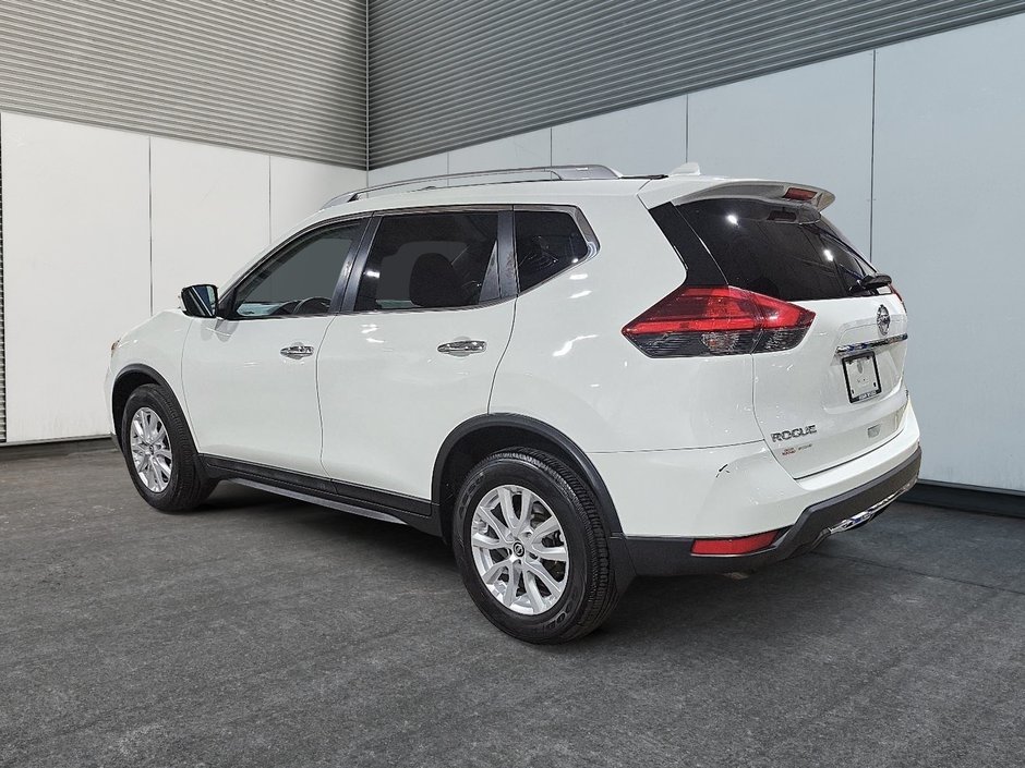 2017 Nissan Rogue SV-3