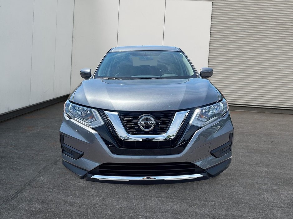2020 Nissan Rogue S-1