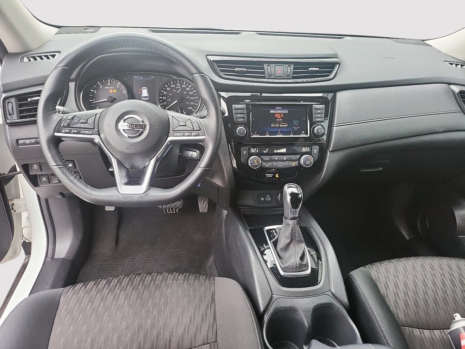Nissan Rogue S 2020-9