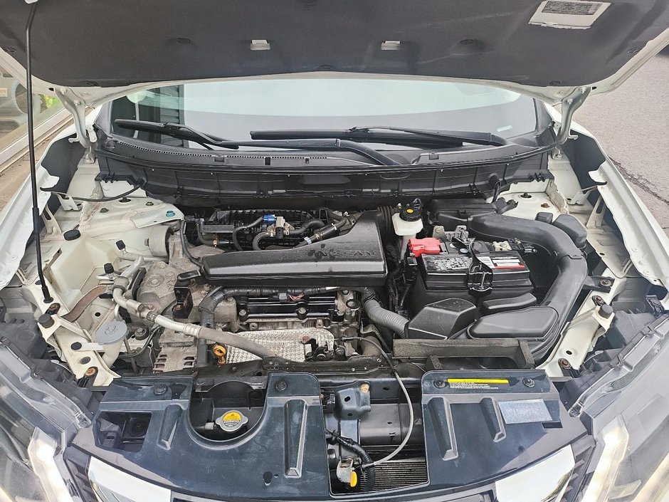 Nissan Rogue S 2020-7