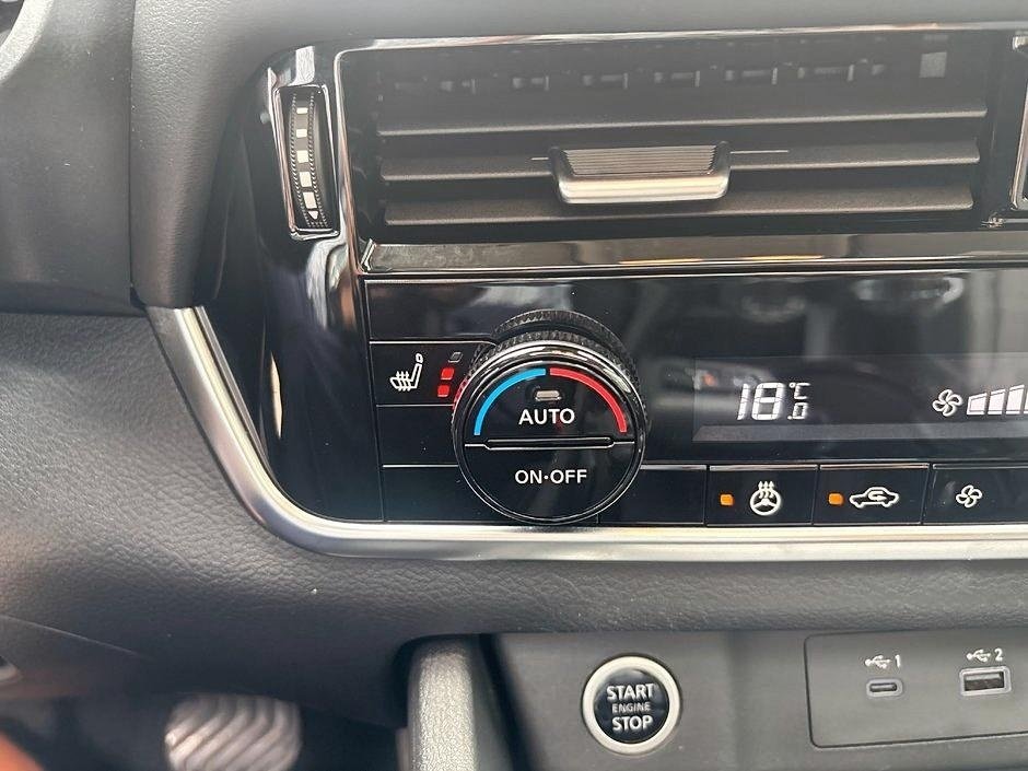 Nissan Rogue SV AWD 2021-12
