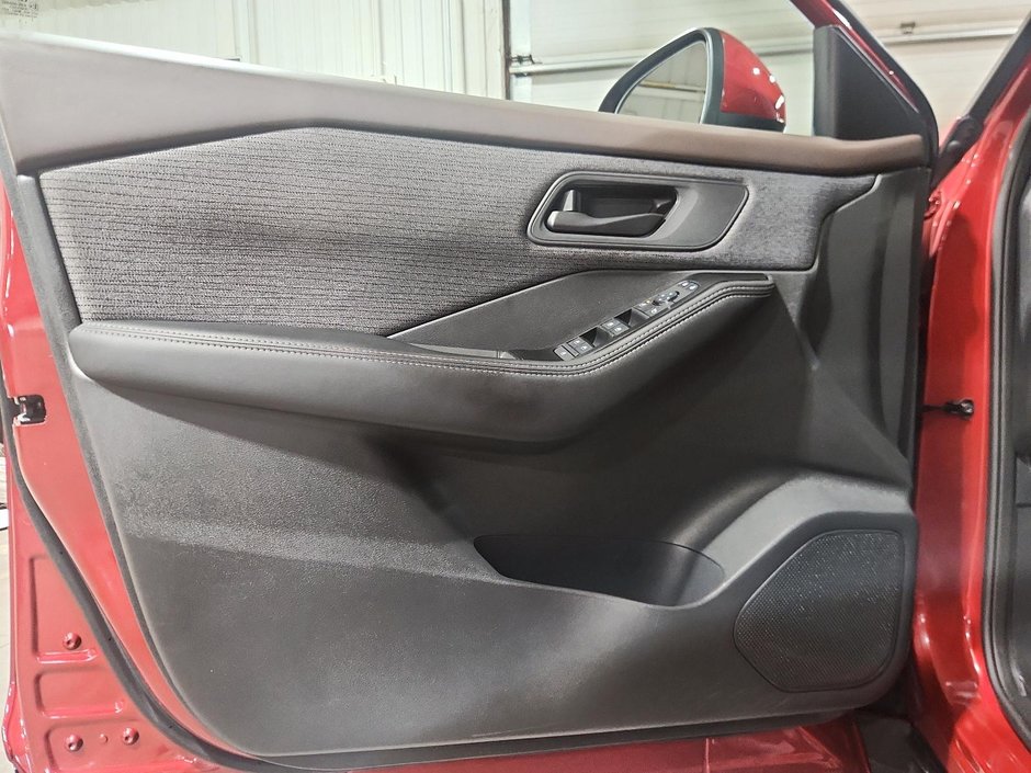 2021 Nissan Rogue S AWD-10