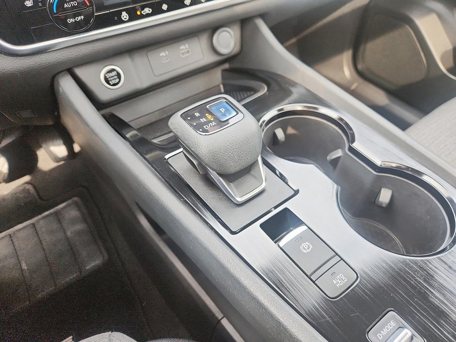 Nissan Rogue SV 2021-14