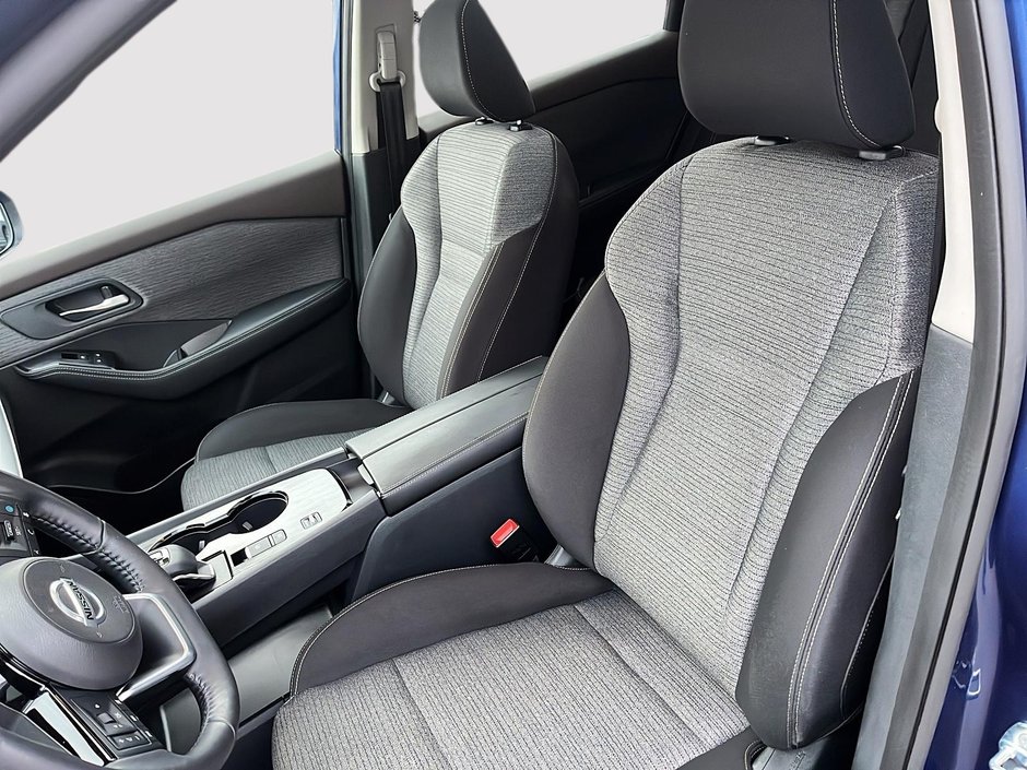 Nissan Rogue SV 2021-8