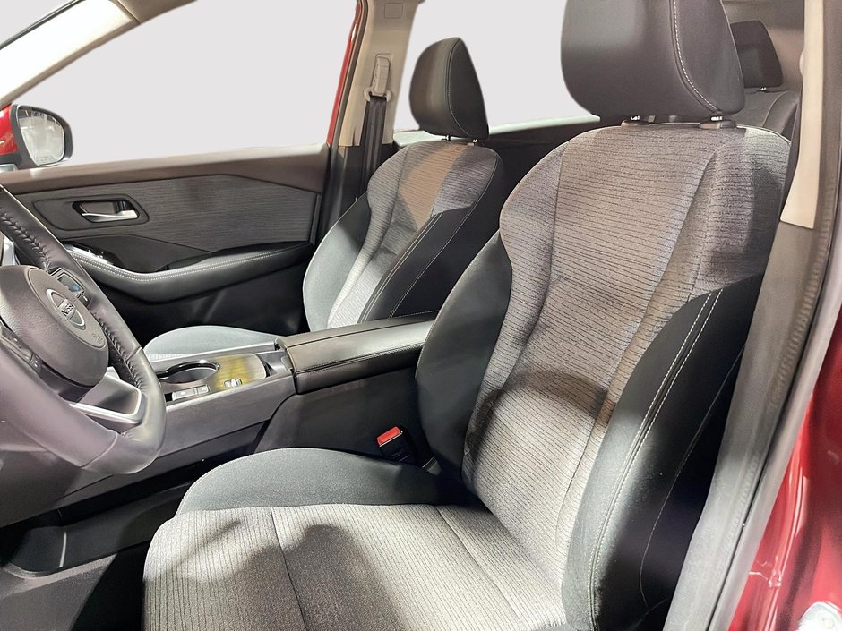 Nissan Rogue SV 2021-8