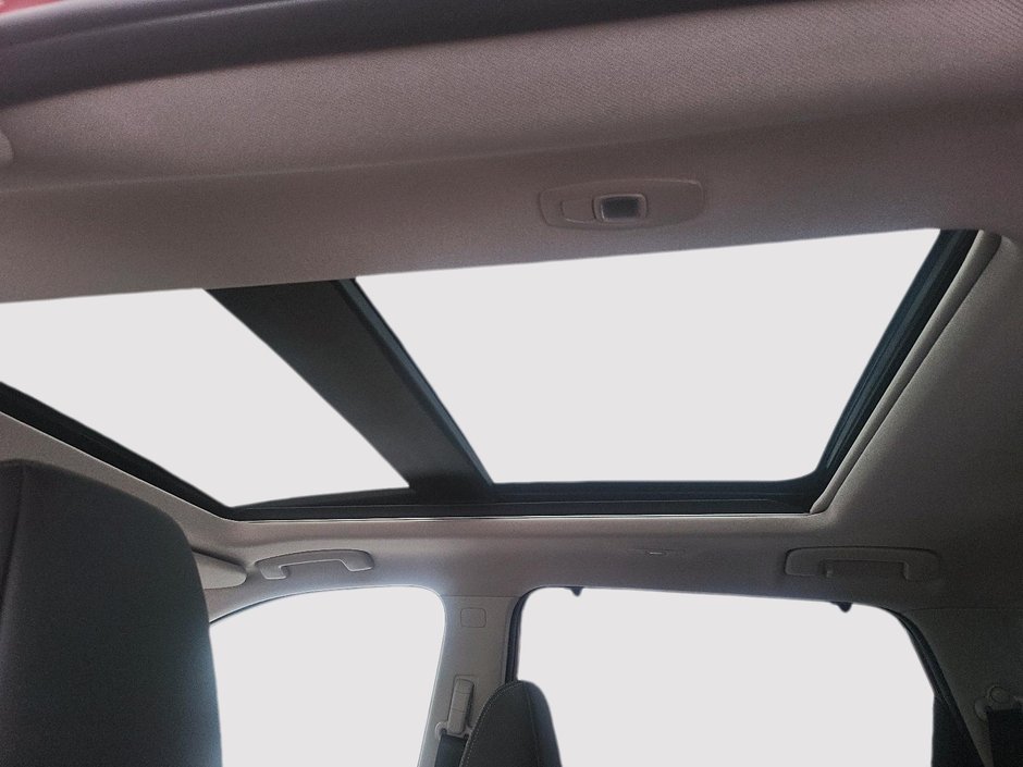 Nissan Rogue Platinum 2021-16