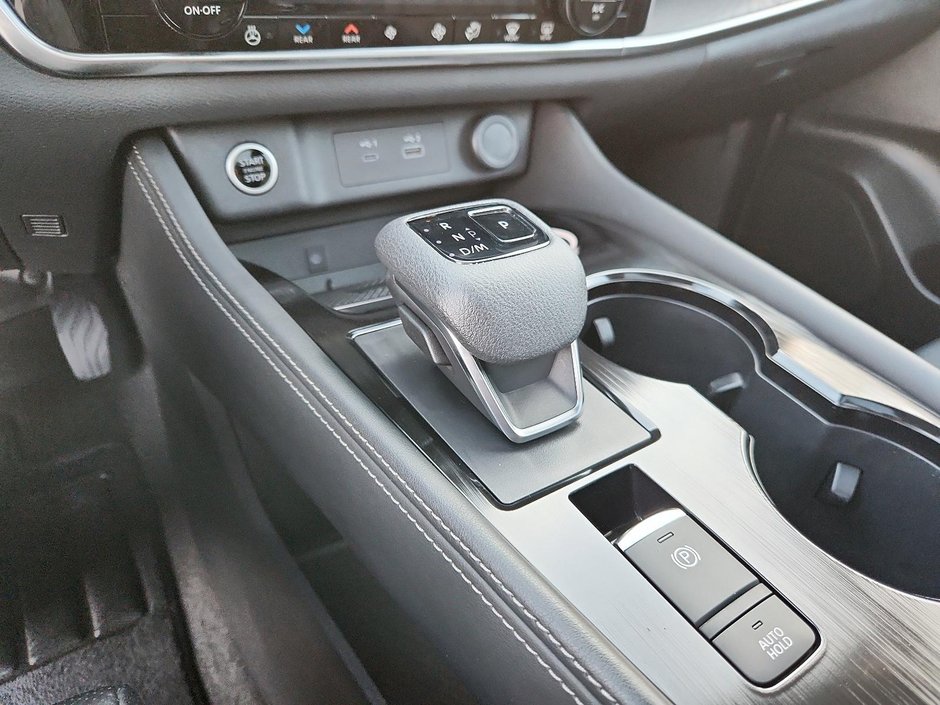 2022 Nissan Rogue PLATINUM AWD-14