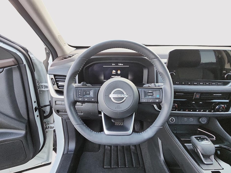 2022 Nissan Rogue PLATINUM AWD-11