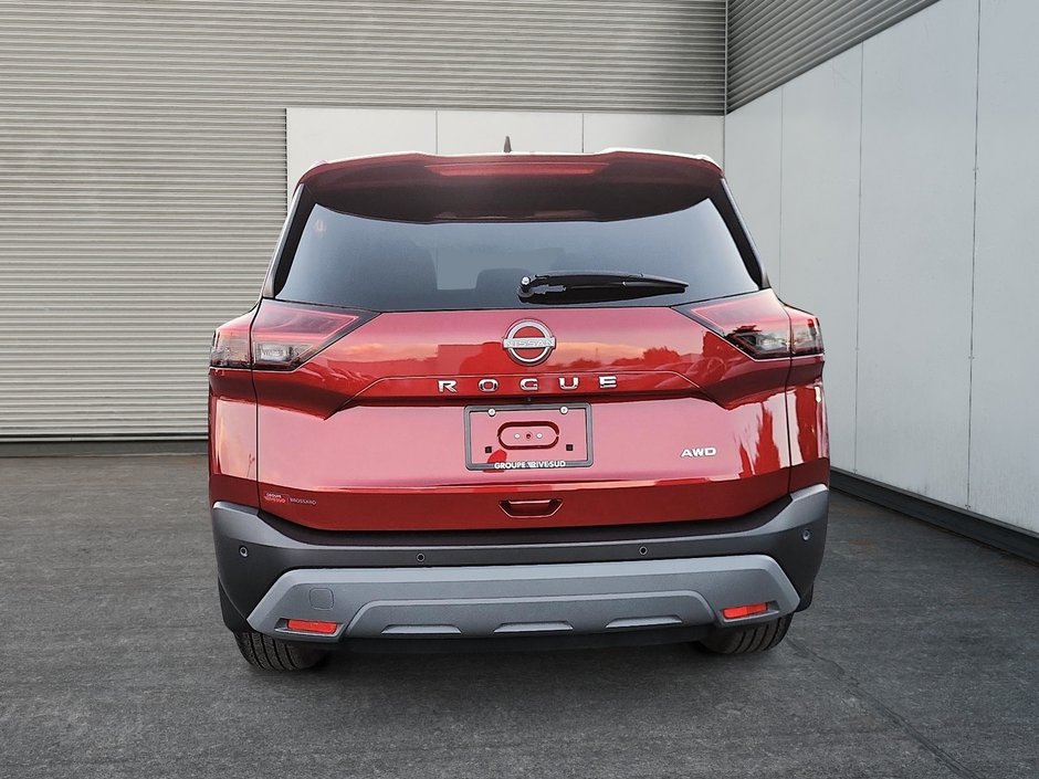 2022 Nissan Rogue S-2