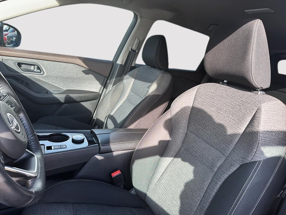 2022 Nissan Rogue S-8