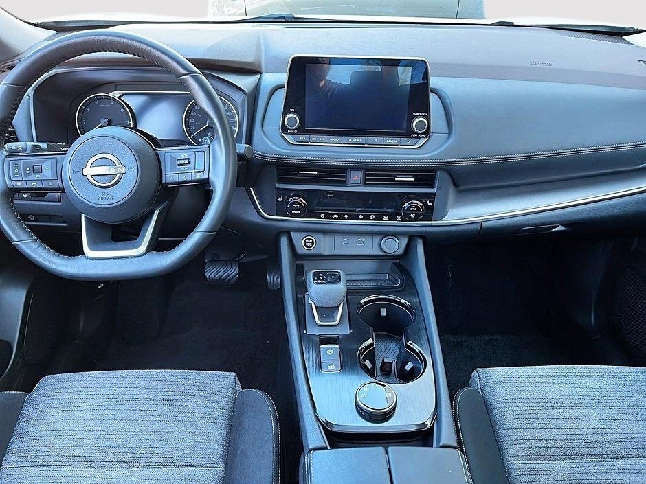 Nissan Rogue SV AWD 2023-9