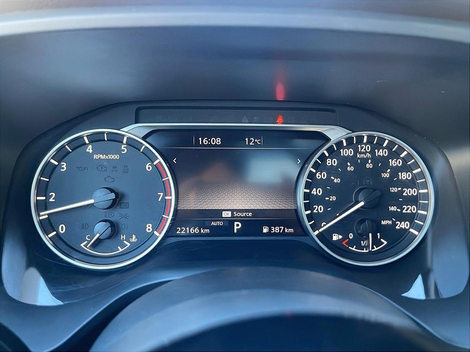 Nissan Rogue SV 2023-13