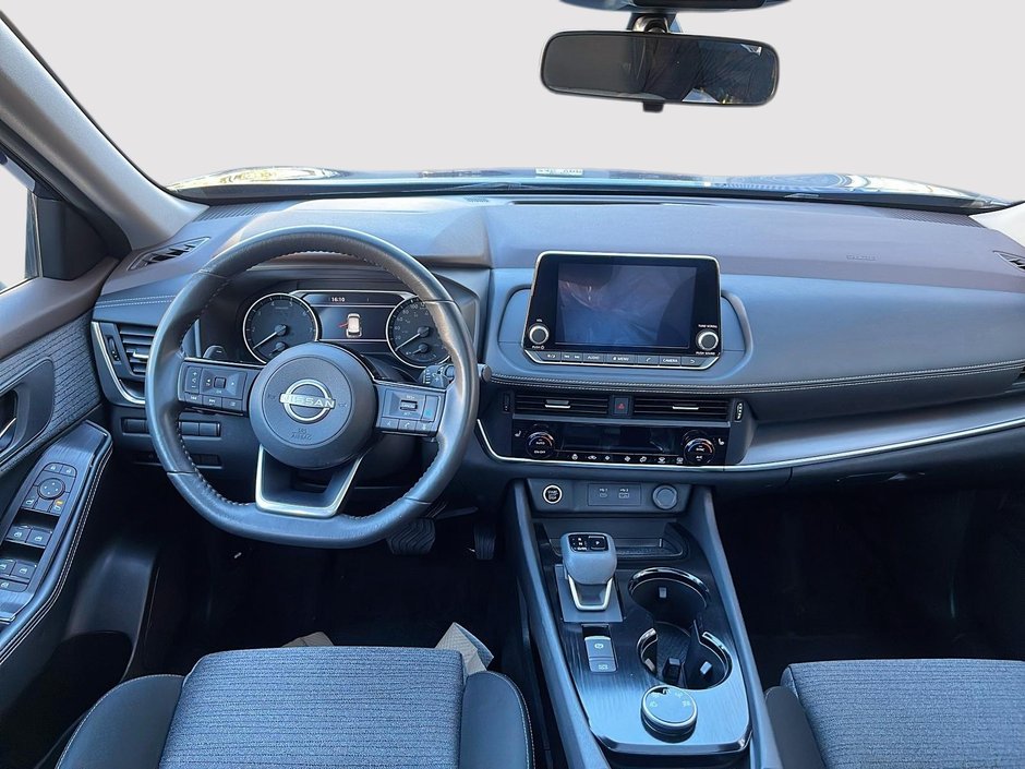 Nissan Rogue SV 2023-9